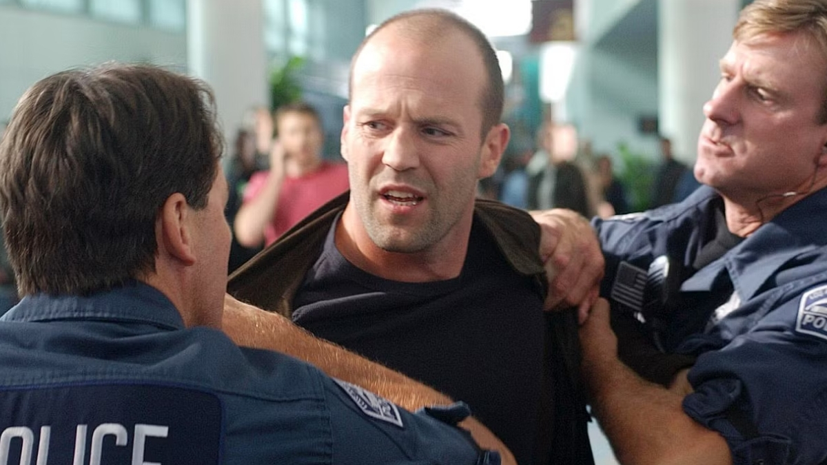 Jason Statham se faisant arrêter par la police