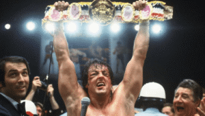 rocky soulève sa ceinture de champion