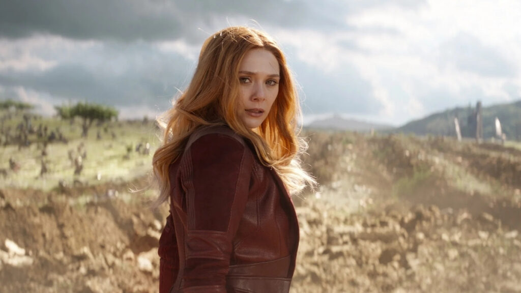 Wanda Maximoff en plein combat à la bataille du Wakanda